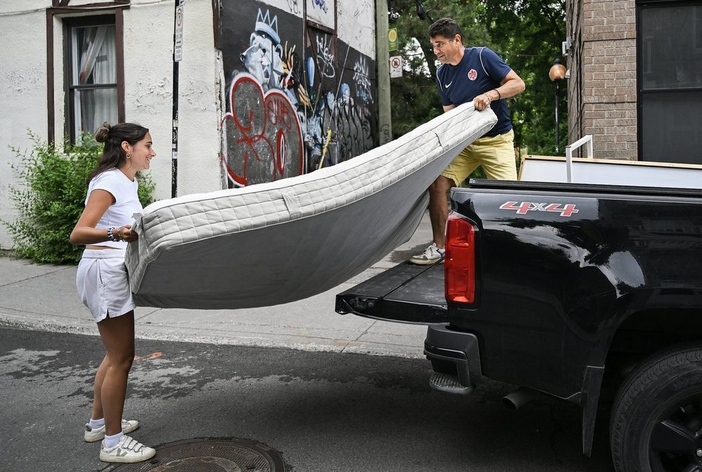 Quebec’s moving day is here, but thousands still looking for new homes​Globalnews Digital​
