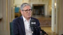 Starmer seeks to end speculation about Reeves’ future​​