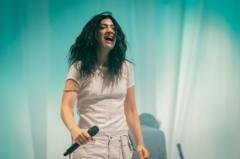 Fans complain Lorde’s new album won’t work in CD players​​