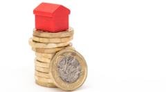 Aged 18-39? Martin Lewis on the £1 investment to make now​​