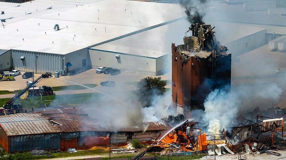 Midwest biofuels plant explosion, building collapse leaves 3 dead, including 2 children​​