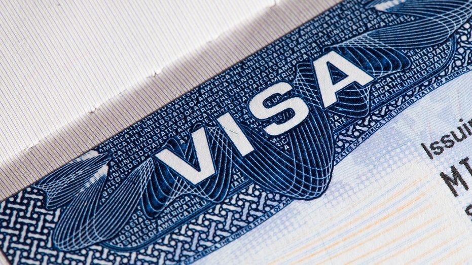 US considers requiring visa bonds of up to $15,000 for certain applicants from high-risk countries​​