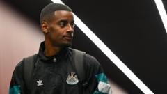 Howe says he ‘can’t involve’ Isak at Newcastle – is there a way back?​​