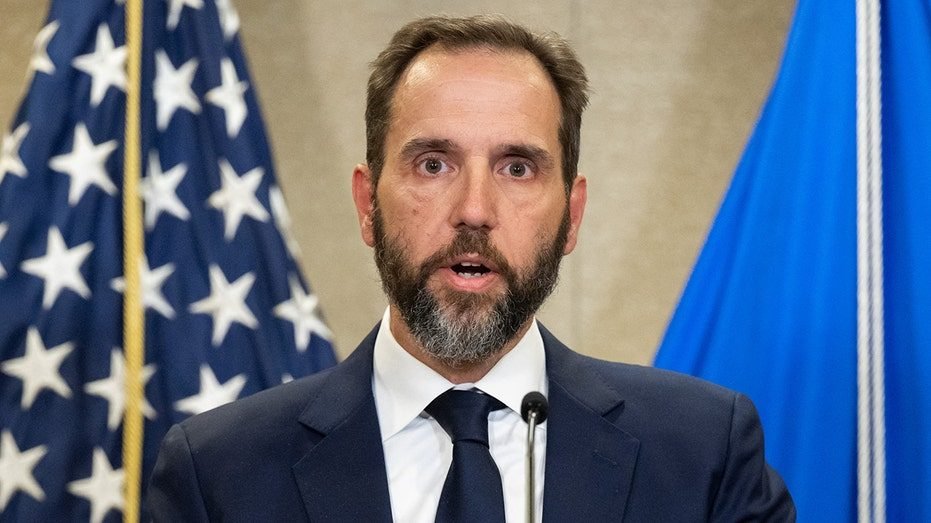 Ex-Trump prosecutor Jack Smith under investigation by government watchdog Office of Special Counsel​​