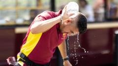 UK should set maximum working temperature rules, advisers say​​